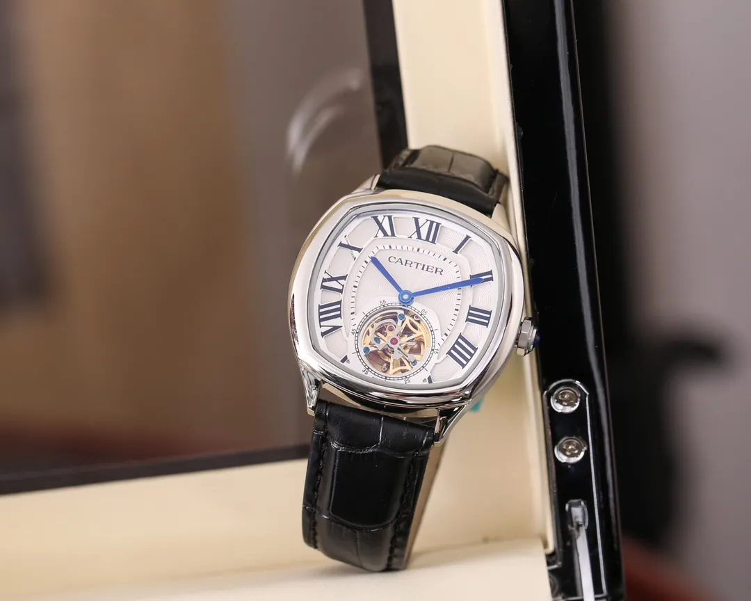 【Foreign trade import】💰1380! Cartier (Exquisite and wise work) Best Design [Fu] [Type] Exquisite men's watch (more excellent) Real Man [Fu] (Legendary sales) [Strap] Made of genuine cowhide/316 stainless steel strap (more comfortable) Very popular [Fu] [Movement] Super top mechanical movement (more stable) Perpetual and permanent [Fu] [Material] Mineral super strong mirror (more wear-resistant) Super thick feeling [Fu] Smart style [Fu] Atmospheric design [福] Return of the King [福] [Size] 41mm in diameter and 13mm in thickness Smart launch! Welcome to reprint [post] [post]