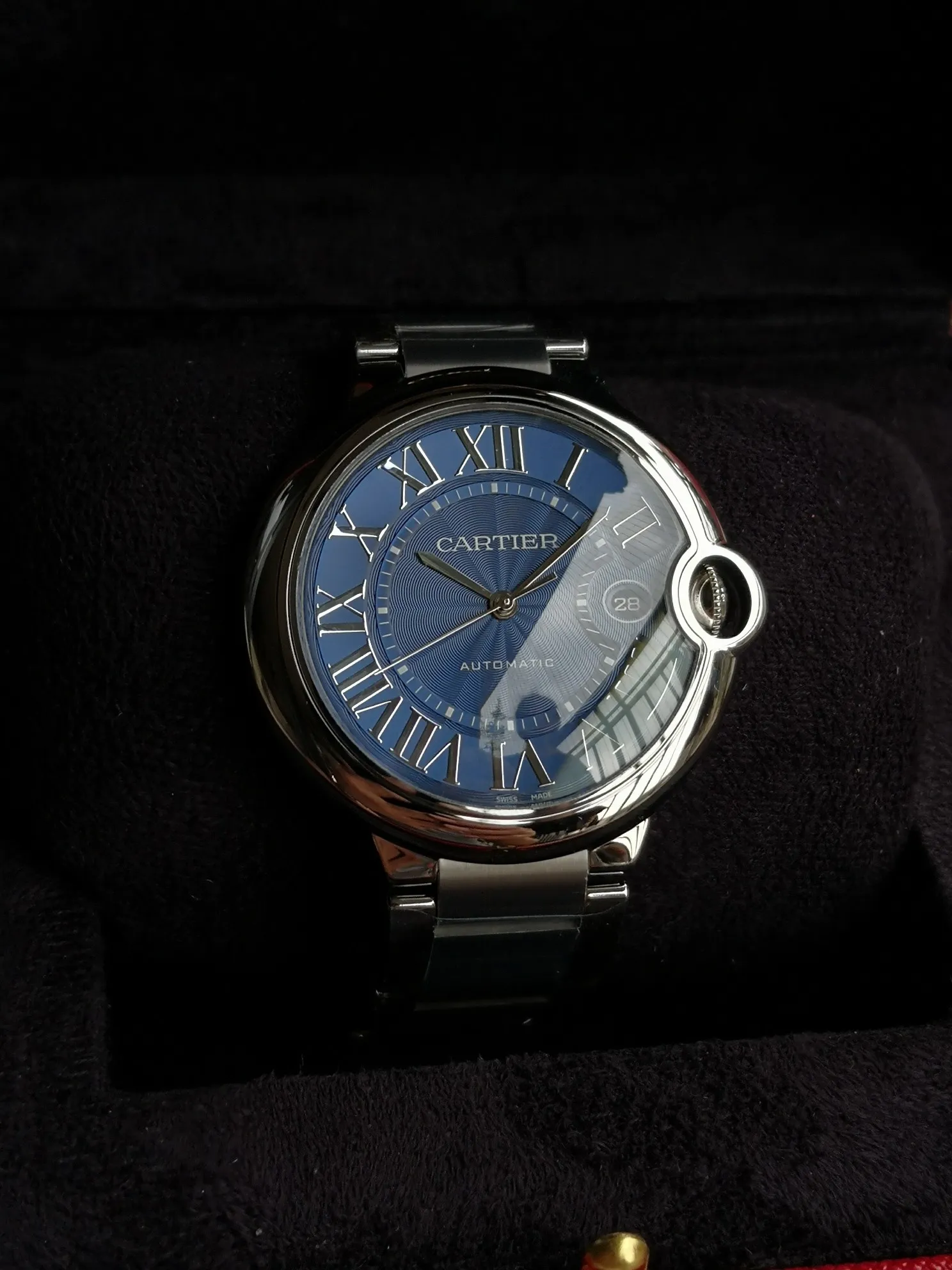 【High-end replica】💰1080! Top replica 💰Private chat! Cartier Blue Balloon series watch (guilloché dial, 2824-2 fully automatic machine, 42 mm), pays tribute to the retrograde, God bless the world! This picture was taken as a top-notch replica!