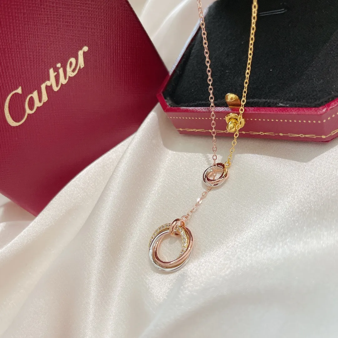 【Purchasing quality】💰360! Cartier Cartier's new 21-year Trinity series three-color double-ring tassel necklace, classic and durable, versatile, selected from Germany imported V gold material, electroplated with ultra-thick gold, consistent with the original, rose gold, super versatile, whitening necklace