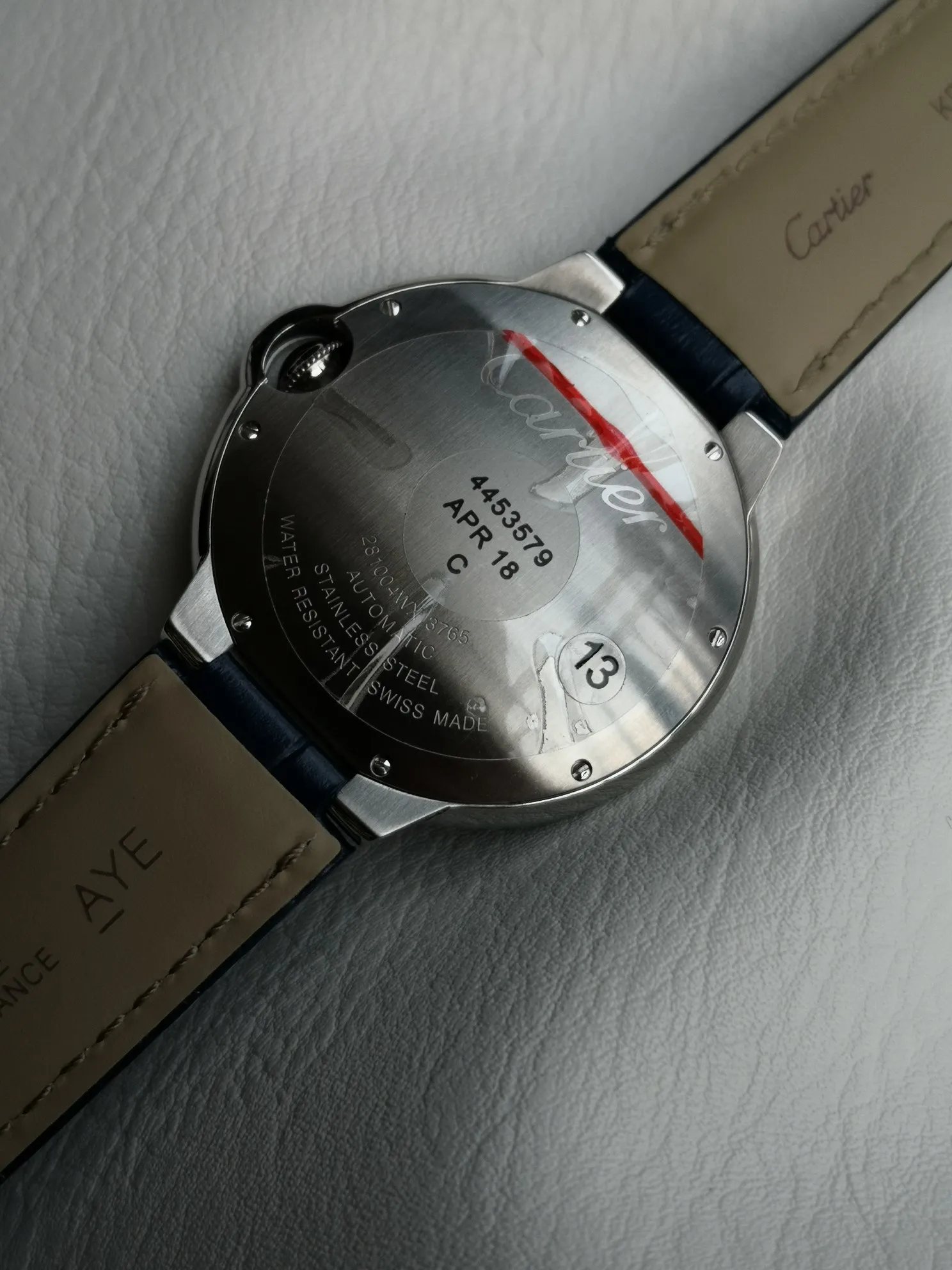 【High-end replica】💰1080! 【Taiwan Factory】💰1920! 【Top replica】💰3300! Cartier Blue Balloon series watch (guilloché dial, 2824-2 fully automatic machine, 42 mm), pays tribute to the retrograde, God bless the world! This picture was taken as a top-notch replica!