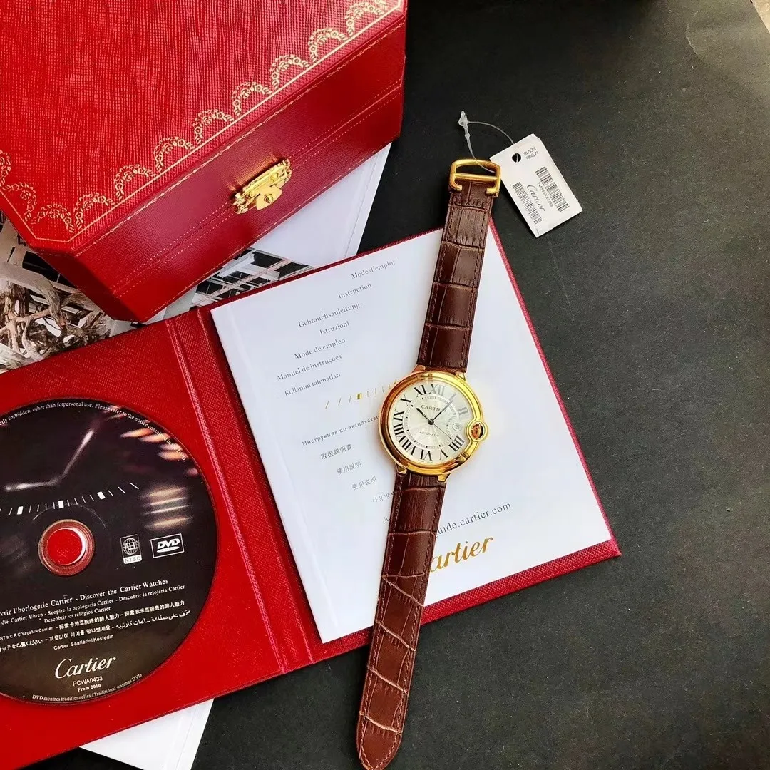 【High-end replica】💰1120! 【Customized all-in-one machine】💰1920! Cartier Blue Balloon [Cross-border peak, replica of the original version] GD quality control ingenuity creates a classic model - the Cartier Blue Balloon 42mm series is a one-to-one replica of the original version, sleek and elegant, showing nobility. [Case] ​​The case size is synchronized with the original 42/13mm 316L stainless steel case, which is extremely polished and shiny. The level of detail is no less than the original, perfectly embodying the unique charm of the original. [Movement] Equipped with the imported Citizen 9015 movement, the parameters are synchronized with the original ones, and can be simultaneously upgraded to the Swiss ETA machine. It has accurate travel time, delicate winding feel, and the time adjustment direction is synchronized with the original ones. [Strap] It is equipped with a first-layer cowhide strap imported from Italy and a top-grade 316L stainless steel strap to choose from. The steel belt is exquisitely polished ⚠️ Please look for the exclusive quality produced by GD