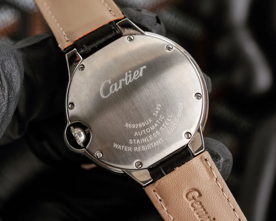 【Foreign trade import】💰1160! Cartier♠️Fully automatic machine, top-layer calfskin, arched blue glass, 36*12mm/33*12mm, the silhouette sculpted by years and experience in shopping malls continues the elegant legend of the domineering president driver de cartier ❗
