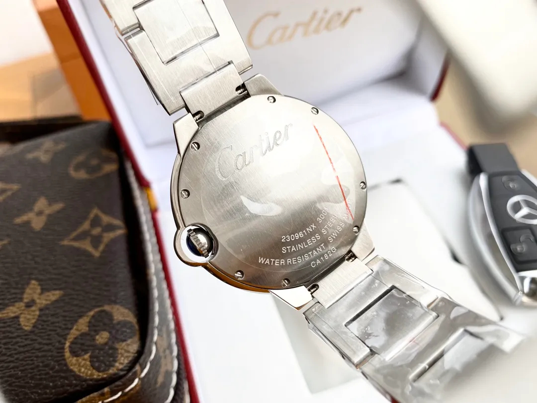 【High-end replica】💰1080! Cartier Blue Balloon Men's Watch Imported fully automatic Citizen 8215 mechanical movement 316 stainless steel case High-definition mineral mirror Diameter 42mm Thickness 11mm The men's spirit represented by this watch Whether it is a formal occasion or daily outing, worn on the wrist, it shows the chic and gentlemanly style.