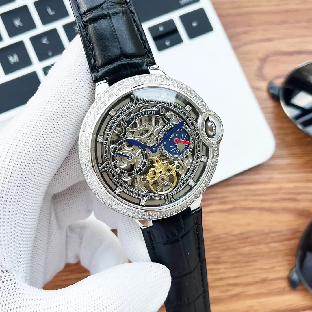 【Customized all-in-one machine】💰1920! Cartier-CARTIER Type: Men's watch Case: 316 stainless steel (excellent workmanship) Strap: Imported calfskin/316 stainless steel (two options available) Movement: Advanced customized fully automatic mechanical movement (stable travel time) Material: sapphire mirror Size: diameter 45mm, thickness 13mm
