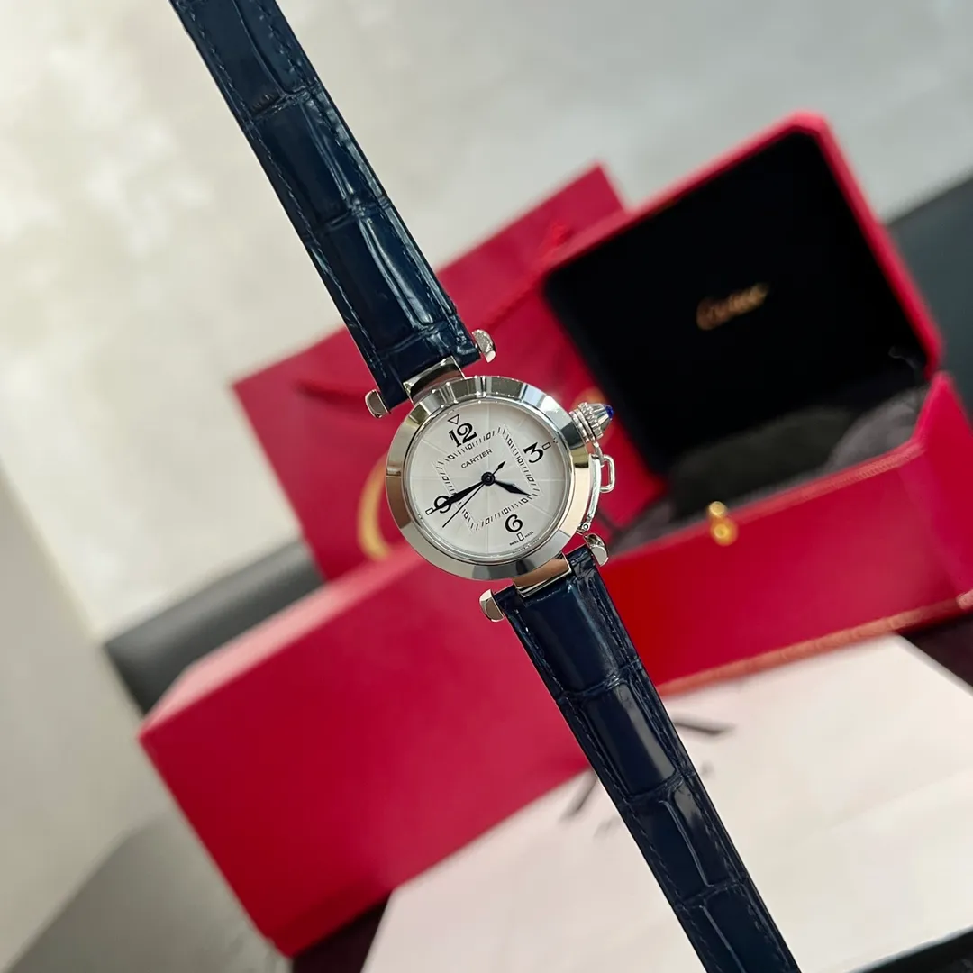 【High-end replica】💰1300! PASHADECARTIER Cartier Pasha series of watches, with a circle within a square, 35mm model, imported Swiss quartz movement, 316L stainless steel case, Italian calfskin strap, hardened steel blue luminous hands, very suitable for every woman!