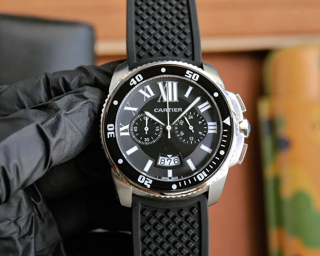 【Customized all-in-one machine】💰1920! Cartier, imported multi-functional quartz movement, rubber strap, sapphire mirror, 43*14mm, the silhouette sculpted by years and experience in shopping malls continues the elegant legend of the domineering president driver de cartier