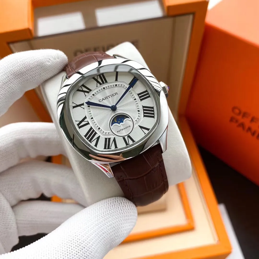 【Foreign trade import】💰1160! Cartier-Cartier ‼ ️The latest hot model, the Knight series, a premium pillow-shaped men's watch, follows Cartier's classic Roman dial and sword pointer display, and is equipped with a six-digit true moon phase design. It is a masculine work, unique, noble and luxurious, and gentlemanly. Adopting fully automatic mechanical movement, top-grade 316 stainless steel case, imported calfskin strap, mineral super mirror, size 42*12🔥Top quality products are constantly produced🔥