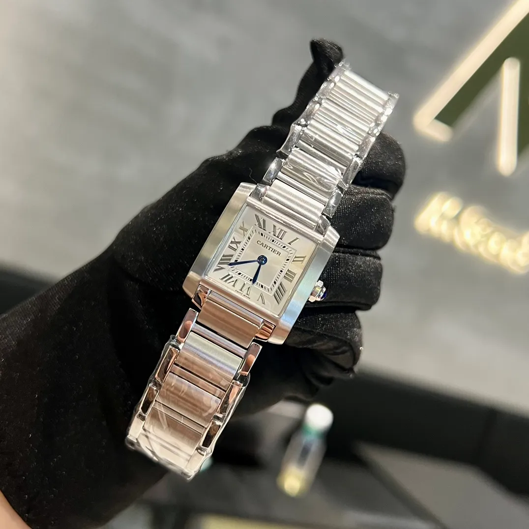 [High-end replica] 💰1160 each! Cartier French Tank Series TankFrancaise, Swiss quartz movement, 316L stainless steel case bracelet, sapphire mirror, sapphire bead crown, medium size: width 27mm, length 32mm, small size: width 21.2mm, length 25.7mm