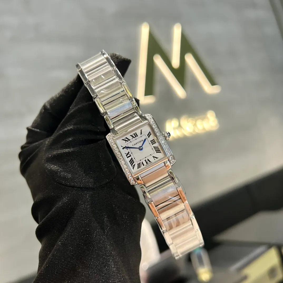 [High-end replica] 💰1160 each! Cartier French Tank Series TankFrancaise, Swiss quartz movement, 316L stainless steel case bracelet, sapphire mirror, sapphire bead crown, medium size: width 27mm, length 32mm, small size: width 21.2mm, length 25.7mm