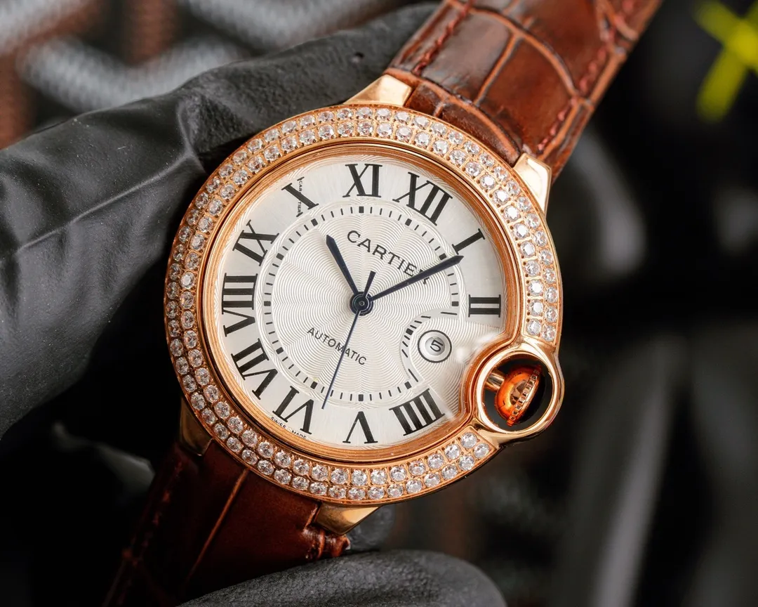 【Foreign trade import】💰1160! Cartier♠️Fully automatic machine, top-layer calfskin, arched blue glass, 36*12mm/33*12mm, the silhouette sculpted by years and experience in shopping malls continues the elegant legend of the domineering president driver de cartier ❗