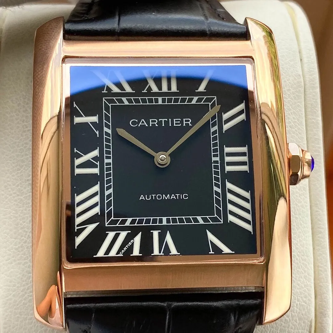 【Foreign trade import】💰1200! CARTIER TANK MC watch: Mechanically simple and elegant watch, stainless steel case, stainless steel multi-faceted crown, decorated with a multi-faceted synthetic spinel, simple and elegant square dial, sword-shaped hands, see-through checkered mechanical movement, elegant streamlined shell, retro luxury, adding a sparkling artistic sense to the watch! 🔥Top quality products with constant quality🔥