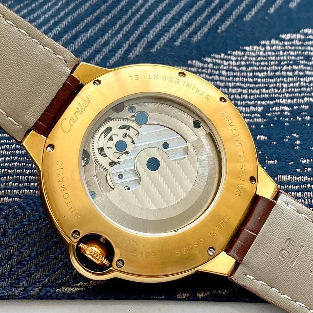 【Foreign trade import】💰1360! Cartier (Exquisite and wise work) [Exquisite workmanship] 🎈🎈 Type: Exquisite men's watch (more excellent) Full stainless steel case material Strap: Made of genuine cowhide strap (more comfortable) Movement: Top mechanical movement (stable) [Persistence] Material: Mineral glass mirror (wear-resistant) Best style Exquisite luxury gift Best gift for your lover Size: Male diameter 42mm, thickness 12mm, high-definition real shot! quality assurance!