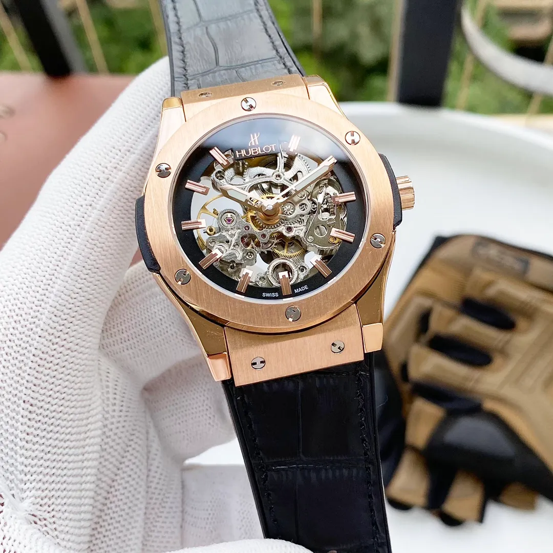 【Foreign Trade Import】💰1440! Hublot's premium men's watch has a two-needle hollow design, exquisite craftsmanship, originality, noble atmosphere, and gentlemanly style. Using fully automatic mechanical movement, top-grade 316 stainless steel case and strap, mineral super mirror, size 42*13