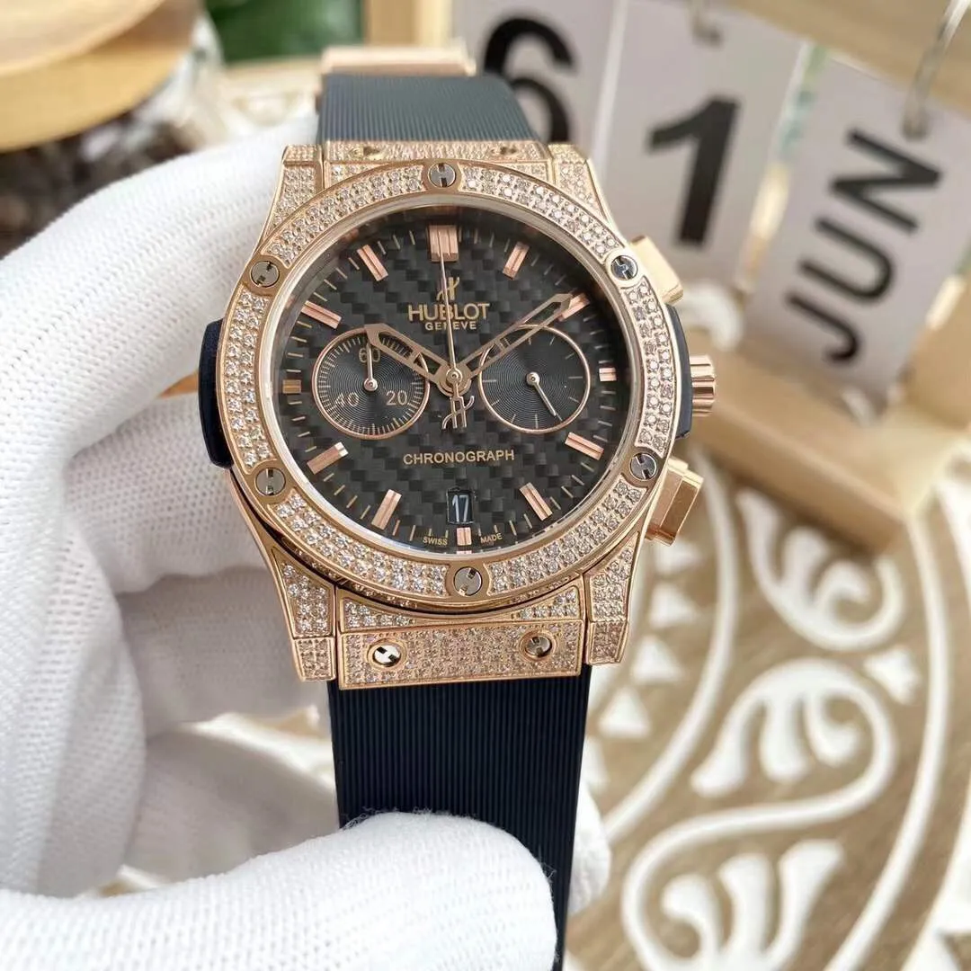 【High-end replica】💰1520! Hublot-HUBLOT‼ ️Hublot Classic Series⌚️Boutique men's watch, noble and elegant~gentleman style, high-end mineral scratch-resistant mirror glass, wear-resistant 316L stainless steel case, crocodile pattern calfskin strap, imported chronograph quartz movement Size: 43mm×12mm 🔥Top quality products continue to be produced🔥
