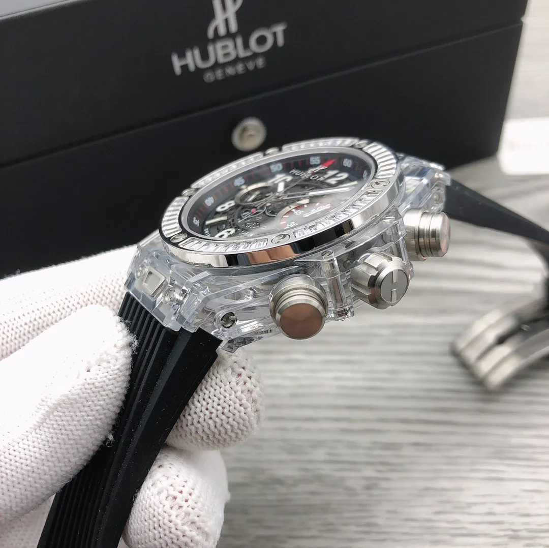 【Top Replica】💰Private chat! Hublot HUBLOT Hublot A42 watch is the best replica of the year - Hublot BIG BANG series 411.JX.4802.RT "fully transparent watch" [Excellent details] 1. Restore the hollow layout of the dragons and phoenixes behind the authentic dial, 2. Use the same acrylic plexiglass as the original for ultimate cloning - completing the impossible task. This material not only has high hardness, but also has excellent physical properties such as corrosion resistance and wear resistance. High-definition scratch-resistant sapphire 💎 glass [Movement function] The diameter of the watch is 45mm. The enhanced version of the chronograph 7750 movement is used to modify the original HUB.1242 core to achieve all functions consistent with formal wear. [Strive for excellence] Go all out, check every level, and try our best to restore every detail of the authentic product while ensuring a perfect "perspective sense". [Gift] Comes with a pair of natural rubber straps of the same style and different colors (can replace the original), the first "fully transparent masterpiece" in the replica industry