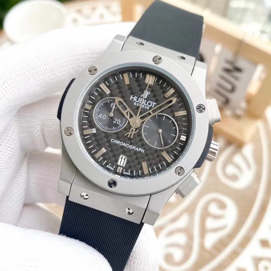 【High-end replica】💰1160! Hublot-Hublot ‼ ️Boutique men's watch🌹🌹🌹Multi-functional design, noble atmosphere, gentlemanly style, excellent quality, hot selling all over the city. Using imported chronograph quartz movement, top-grade 316 stainless steel case, natural rubber strap, mineral super mirror, size 43*10🔥Top-quality products are constantly produced🔥