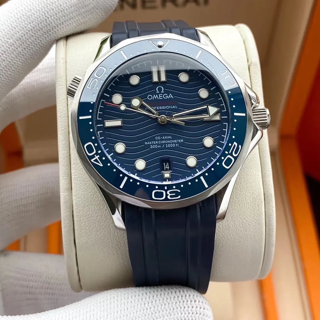 【High-end replica】💰1160! Omega (distinguished quality, return of exquisite products) [Best-selling return] Type: Fine men's watch (top-level) [Seamaster series] Strap: Imported rubber strap (comfortable) [Synchronized original details] Movement: Top-level mechanical movement (stable) [Upgraded 8500 machine] Material: Mineral super mirror (wear-resistant) Relief essence Vast atmosphere Ingenuity A treasure for the wrist Size: diameter 41mm, thickness 13mm. Hot sale! Welcome to reprint!