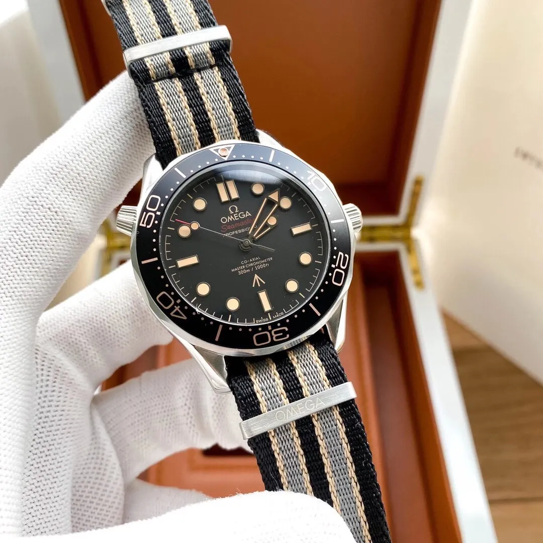 【Foreign trade import】💰1280! OMEGA-Omega SEAMASTER Seamaster Series New 300m 300m Coaxial·Zhizhen Diameter 42mm 42mm Diving Watch. 316L stainless steel, original case, original three-dimensional hour markers, super luminous, original buckle, equipped with 8800 see-through fully automatic mechanical movement. Hot-selling items🔥 Top quality products are constantly coming🔥