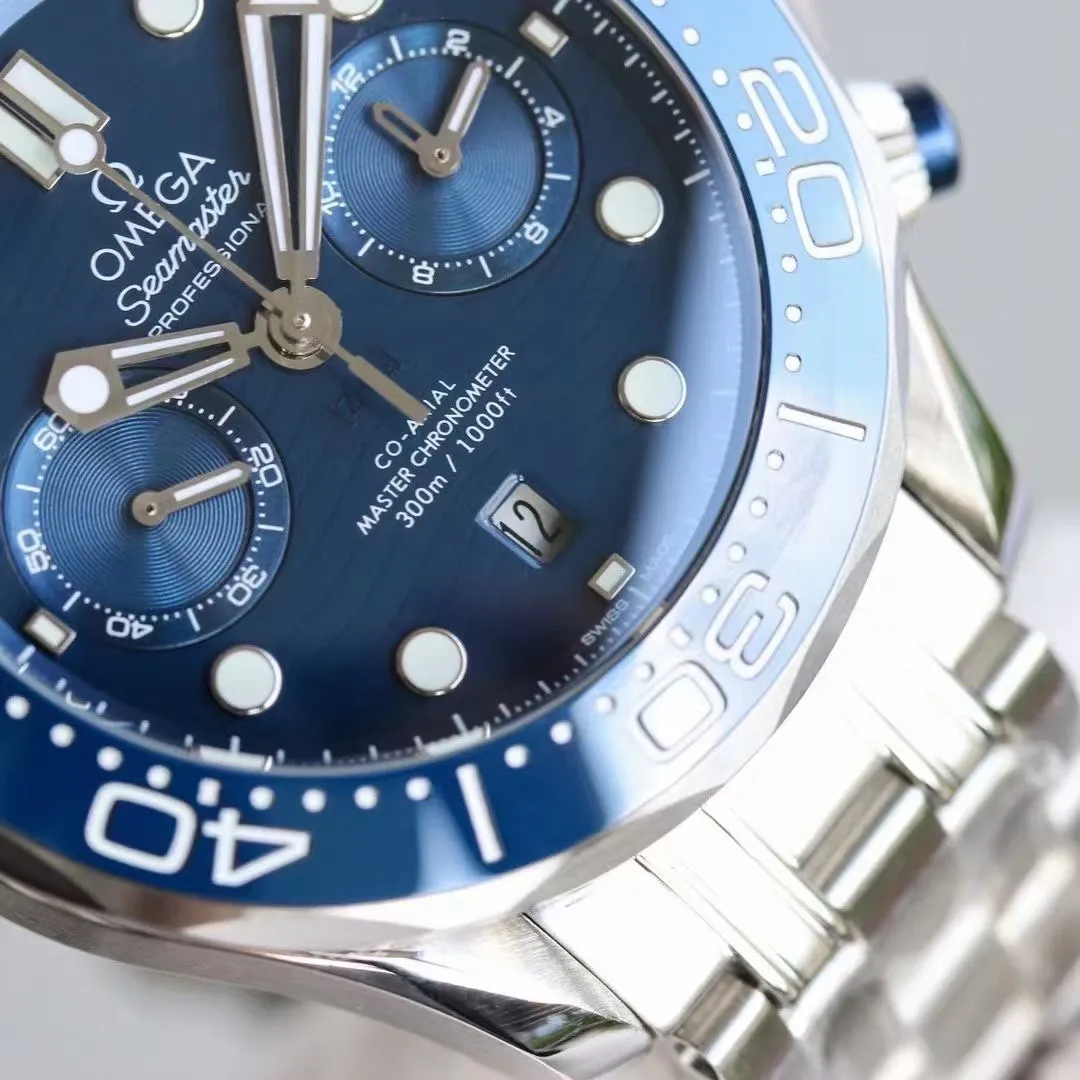 【High-end replica】💰1440! Top replica 💰Private chat! OMEGA's new Seamaster 210.22.44.51.01.001 Seamaster 300m chronograph men's watch. The highest version of the chronograph watch currently on the market. 1: The case is sanded, fine, white and bright, and the beveled edges are polished and chamfered with genuine precision. 2: Equipped with a replica Omega 9900 chronograph movement, 904 fine steel case 44 mm. , Tianjin natural rubber strap, 3: Paired with a ceramic bezel decorated with white enamel diving scales, making exploration unique 4: The mirror is made of imported sapphire, which has high hardness, scratch resistance, and is extremely transparent 5: The dial is made of blue (black) ceramics and is decorated with laser-engraved wave patterns. It matches the hollow hands and white enamel diving scales to interpret the charm of the ocean. Please look for the exclusive quality.