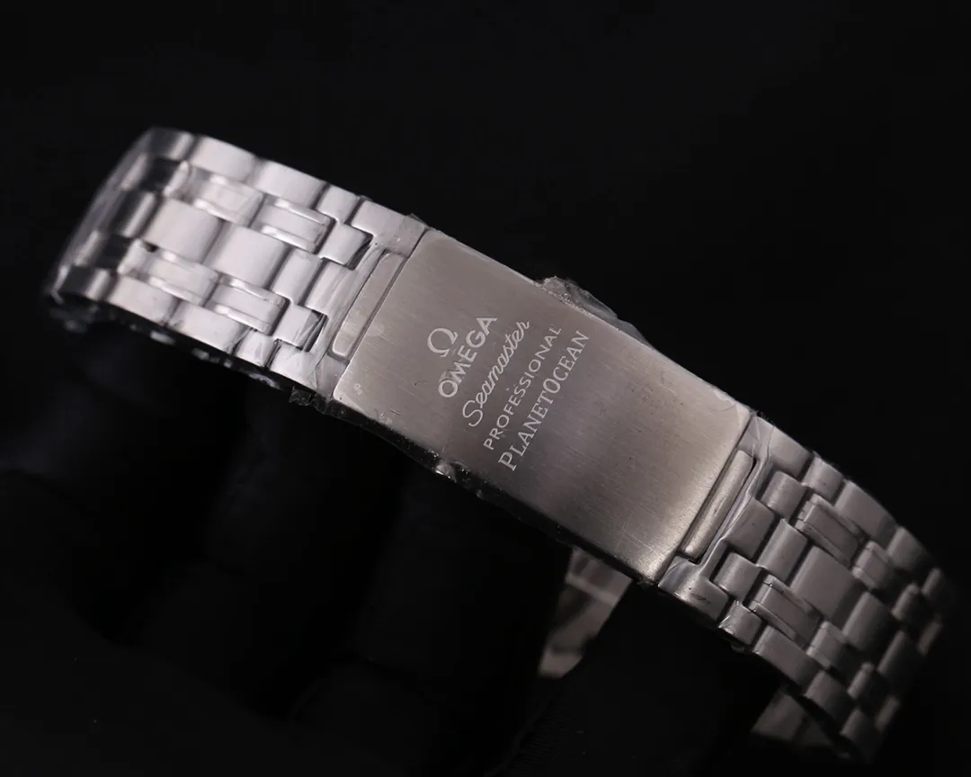【Foreign trade import】💰2400! OMEGA’s latest launch is the Seamaster, super luminous, and 9-digit true moon phase. It adopts an imported fully automatic mechanical movement to achieve zero repairs, can store power for over 48 hours, and is waterproof to a depth of up to 50 meters. [Case]: 316 fine steel (high-quality workmanship) [Watchband]: Imported tape/top-grade 316 fine steel [Movement]: Imported 8217 fully automatic mechanical movement (stable running time) [Glass]: Advanced strengthened coated mirror [Size]: Diameter 41mm, thickness 13mm! Welcome to reprint!