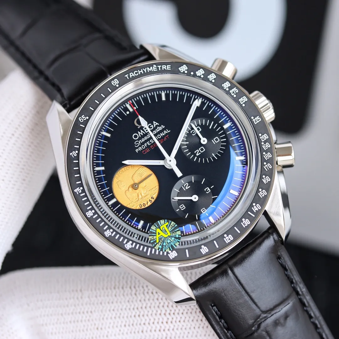 The new Omega Moon Landing Speedmaster is back [Professional Moon Watch] The core of the Speedmaster story is that Armstrong was taken to the moon (the watch was left in the space capsule). The case is made of imported 316 stainless steel, made of Lasha, with exquisite angles and three-dimensional clarity. It is equipped with a ceramic bezel. The luminous dial is made of luminous materials imported from Switzerland after repeated printing processes. It is paired with a sapphire crystal mirror on the lid. The case size is 42 mm and can be paired with a stainless steel strap or a "NATO" NATO military strap. The movement uses a classic manual winding chronograph movement (1863). Only after playing with a manual chronograph movement is it complete! You won’t know until you try!