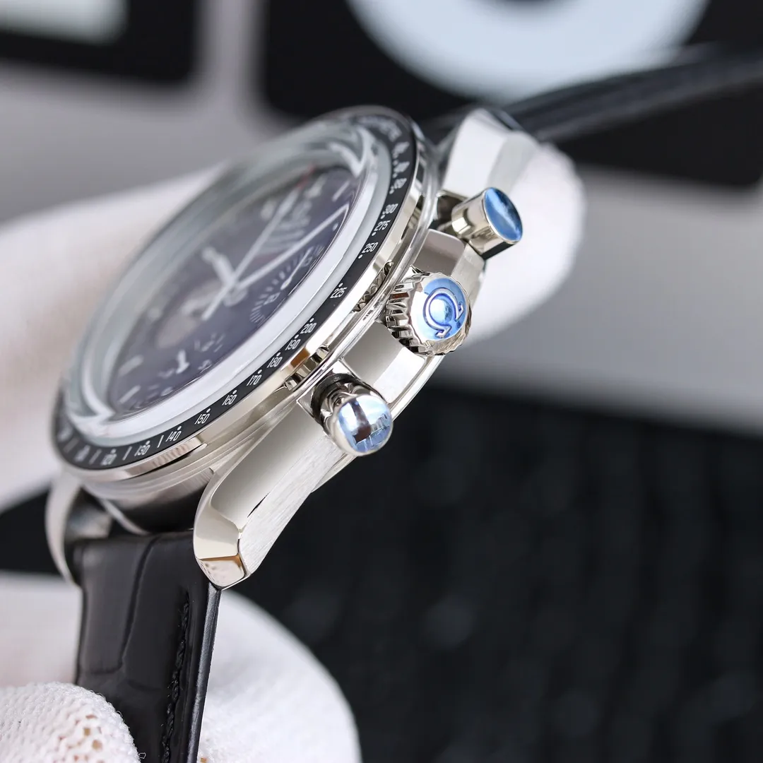 The new Omega Moon Landing Speedmaster is back [Professional Moon Watch] The core of the Speedmaster story is that Armstrong was taken to the moon (the watch was left in the space capsule). The case is made of imported 316 stainless steel, made of Lasha, with exquisite angles and three-dimensional clarity. It is equipped with a ceramic bezel. The luminous dial is made of luminous materials imported from Switzerland after repeated printing processes. It is paired with a sapphire crystal mirror on the lid. The case size is 42 mm and can be paired with a stainless steel strap or a "NATO" NATO military strap. The movement uses a classic manual winding chronograph movement (1863). Only after playing with a manual chronograph movement is it complete! You won’t know until you try!
