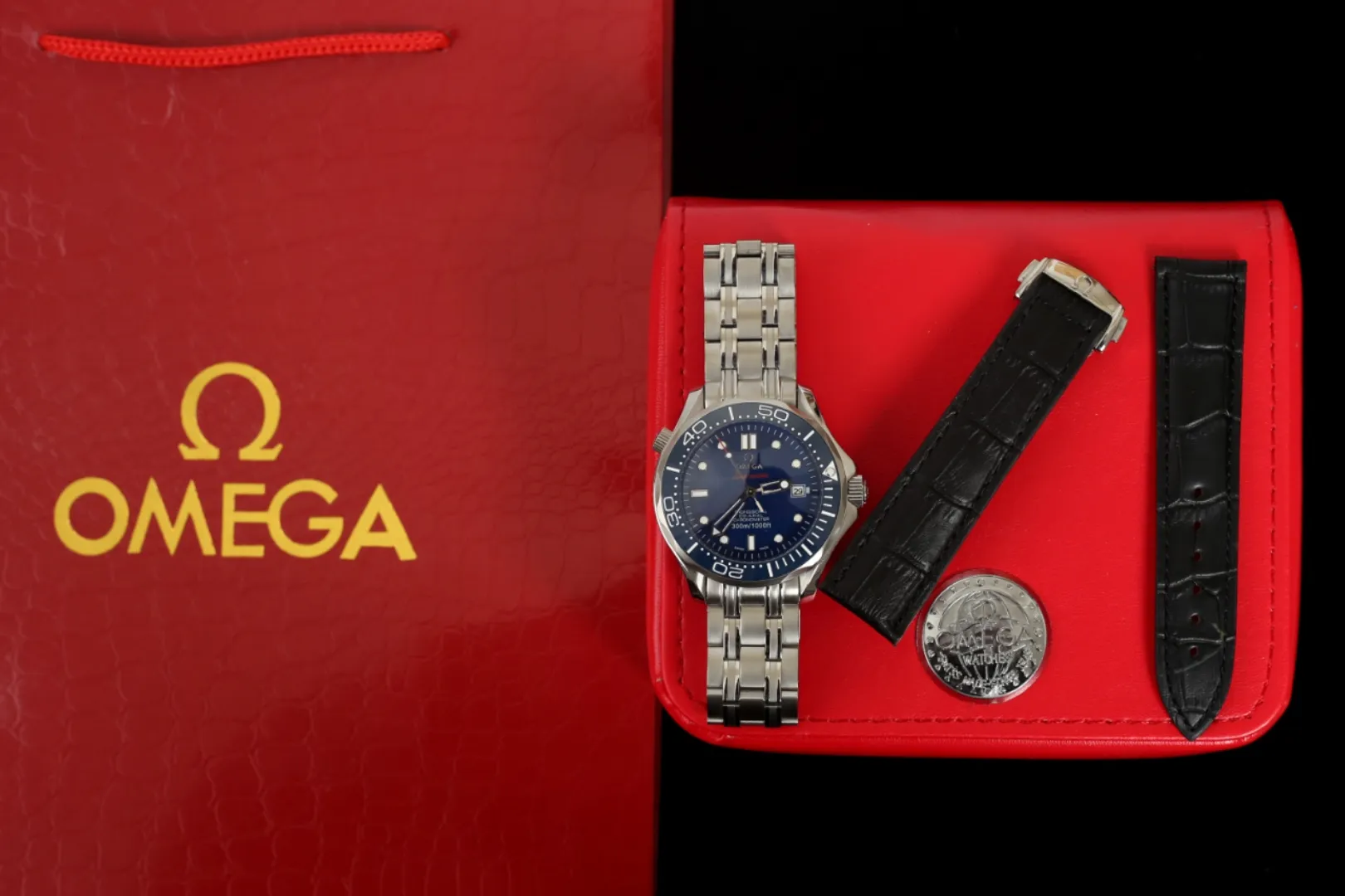 [Foreign trade import] 💰970 Omega fully automatic mechanical men's watch, fashionable and thin, comes with original belt, steel belt belt can be replaced at will. Imported Citizen, zero repair, size 40/9.8mm, equipped with original imported Citizen 8215 new machine, accurate travel time, stable movement! Scratch-proof sapphire mirror, 316L stainless steel case and strap, deeply waterproof, giving you a different wearing feeling