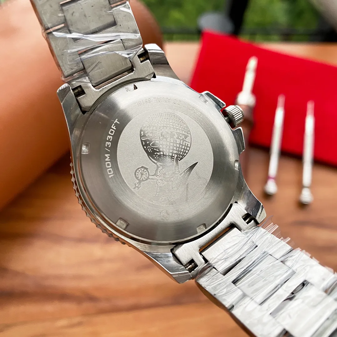 【Foreign trade import】💰1160! Omega🔥Latest design🔥Sports and leisure🎈🎈 [Type]: Boutique men's watch [Strap]: 316 stainless steel strap [Movement]: Top fully automatic mechanical movement [Mirror]: Mineral-strengthened glass (higher definition) Elegant taste Vast and majestic Ingenuity A treasure for the wrist Size: 43mm in diameter and 12mm thick Hot on the market! Welcome to reprint!