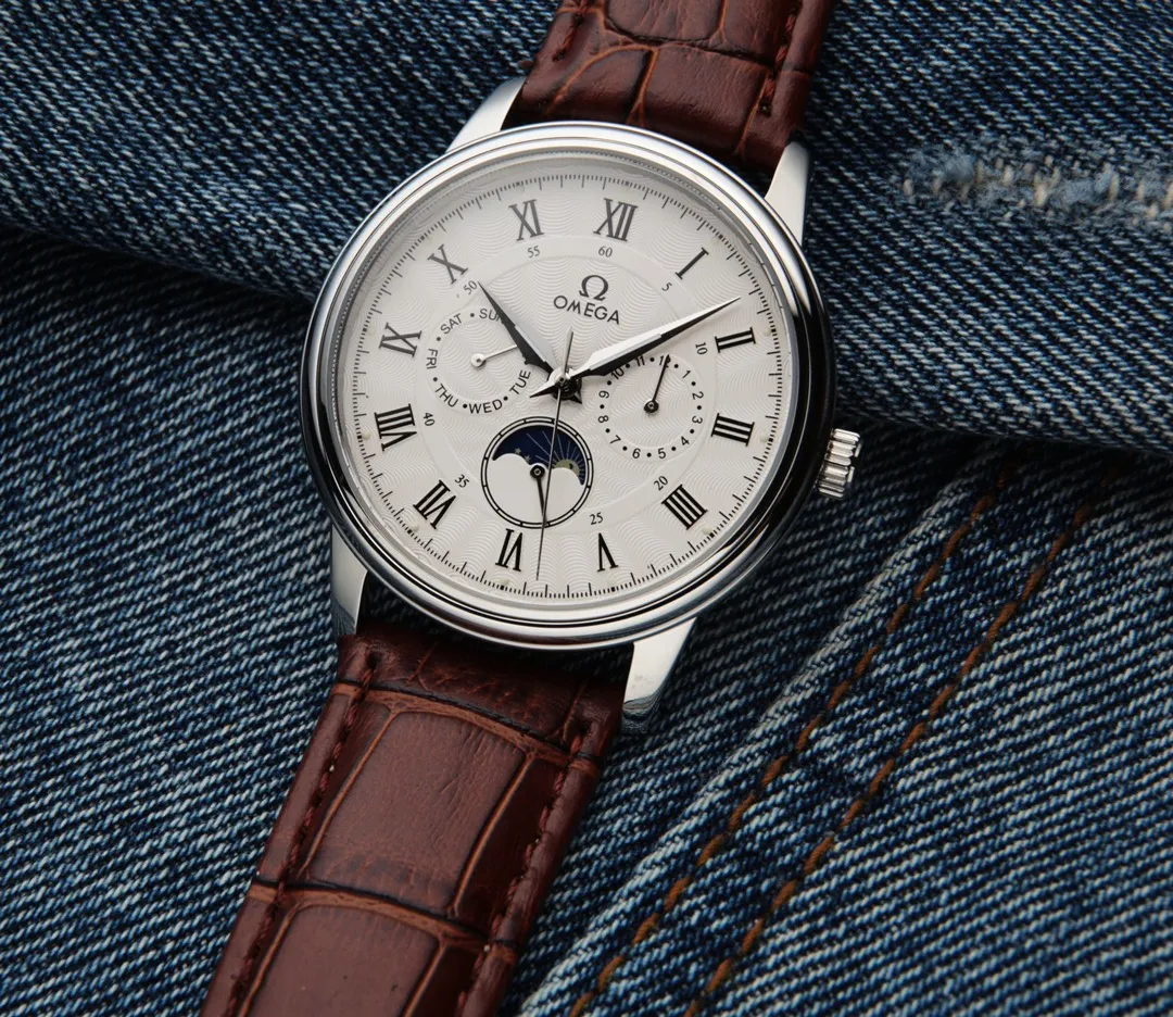 【Foreign Trade Import】💰1720! Omega 🔥Classic and timeless🔥Simple and fashionable🔥🎈 Type: Boutique men's watch Strap: Genuine cowhide strap Movement: Top-grade fully automatic mechanical movement Mirror: High-definition sapphire mirror Elegant taste Vast and majestic Ingenuity A treasure for the wrist Size: 40m in diameter and 11mm thick Hot sale on the market! Welcome to reprint!  High-definition pictures 🎈Taken in kind🎬 No color difference 🎈The real thing is more refined🎈 Focus on quality and never forget the original intention! Real display, produced by JH!