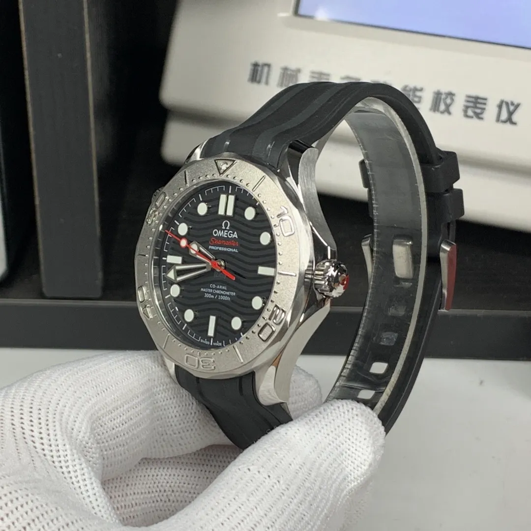 【High-end replica】💰1240! 【Customized all-in-one machine】💰1920! 【Top Replica】💰3700! OMEGA Seamaster Diver 300M 210.32.42.20.01.002 watch (Nekton version) is equipped with a customized version of Cal.8806 automatic mechanical movement and sapphire mirror. The actual picture is a top-level replica!