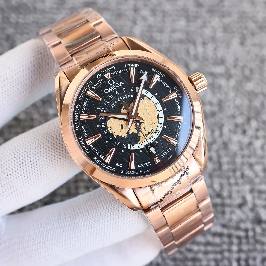 【High-end replica】💰1240! 【Customized all-in-one machine】💰1720! The Omega Seamaster Aqua Terra world time watch has become popular all over the world since its launch! The new Aqua Terra world time watch launched this year continues the exquisite craftsmanship and exquisite details of the previous model, and incorporates more advanced watchmaking technology. For watch fans who are keen on watch design, every detail of this watch is made by a famous factory. It is made of Aqua Terra style stainless steel, polished and brushed. The blue rubber strap continues the consistent design style of the Aqua Terra series. Sales have always been leading - the 150-meter series - with the launch of a new single product - breaking through the theme again: [Classic hot model to create greater glory] Brand: Omega (distinguished quality) Return of the ultimate product) Hot model type: Fine men's watch (high quality) [Seamaster 150 series] 316 stainless steel strap: Material: sapphire mirror (wear-resistant) embossed essence, vast and majestic, unique ingenuity, wrist treasure size: 40mm in diameter, 10mm thick, hot sale on the market! Welcome to reprint🔥