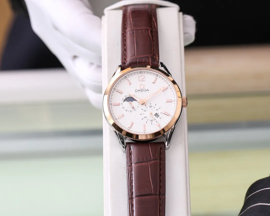 【Foreign trade import】💰1280! Omega (exquisite, wise work) values ​​quality Type: Exquisite men's watch (more excellent) Best design Strap: Genuine cowhide/316L stainless steel strap (more durable) Very popular Movement: Top mechanical movement (stable) Material: Mineral super strong mirror (wear-resistant) Real man's wise style Strong three-dimensional sense Special design Return with great reputation Size: 40mm diameter 12mm thick Smart launch! Welcome to reprint!