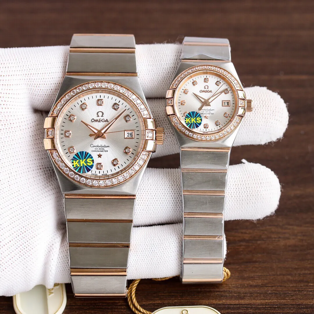 [Customized all-in-one machine] 💰1920 each! Omega's new upgraded version will arrive in 2022. The revised quality is exclusively customized. The 8500 movement is specially designed. The real-shot classic style is eternal. Omega Omega couple watch, double eagle constellation series. The men's model is equipped with imported 8215 movement machinery (zero repair). The female model is equipped with imported Seiko NH05 movement machinery (zero repair)...Swiss quality 100% super waterproof luminous sapphire glass back design, size male 38mmx10.5, Female 27mmx10.5, three-level waterproof, you can swim with confidence 🏊 The appearance is the same as the inside, unique! Create market-friendly prices! Welcome to forward and order! Please certify the exclusive KKS details. The KKS exclusive quality code is 80456374. Welcome to compare the quality.