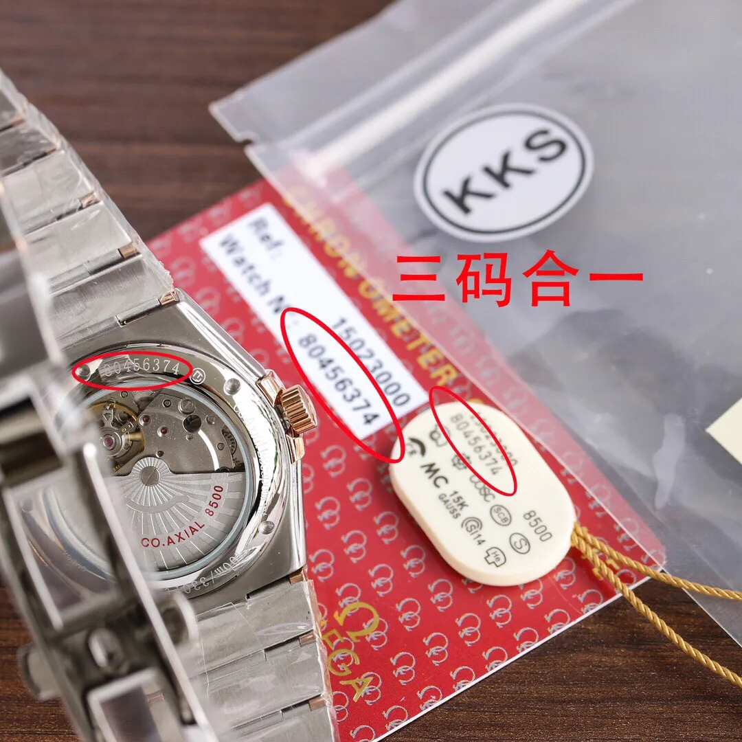 [Customized all-in-one machine] 💰1920 each! Omega's new upgraded version will arrive in 2022. The revised quality is exclusively customized. The 8500 movement is specially designed. The real-shot classic style is eternal. Omega Omega couple watch, double eagle constellation series. The men's model is equipped with imported 8215 movement machinery (zero repair). The female model is equipped with imported Seiko NH05 movement machinery (zero repair)...Swiss quality 100% super waterproof luminous sapphire glass back design, size male 38mmx10.5, Female 27mmx10.5, three-level waterproof, you can swim with confidence 🏊 The appearance is the same as the inside, unique! Create market-friendly prices! Welcome to forward and order! Please certify the exclusive KKS details. The KKS exclusive quality code is 80456374. Welcome to compare the quality.