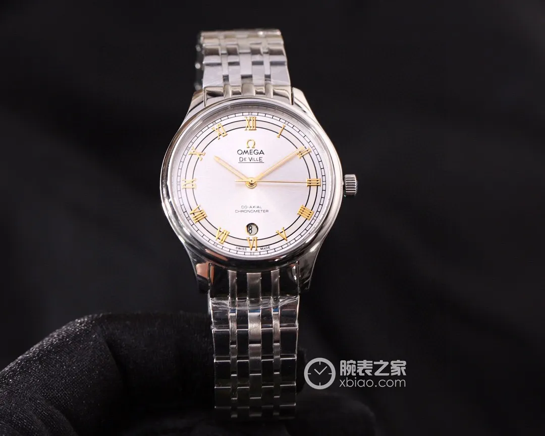 【Foreign trade import】💰1120! The latest high-definition real shot of Omega (a noble and wise work)! 🎈🎈 Type: Exquisite men's watch (more excellent) Best design Strap: Genuine cowhide & 316 stainless steel strap (more comfortable) Movement: Top mechanical movement (stable) Material: Mineral super strong mirror (wear-resistant) Real man's wise style Strong three-dimensional sense Special design Return with great reputation Size: 39mm diameter, 12mm thick, high-definition real shot! quality assurance!