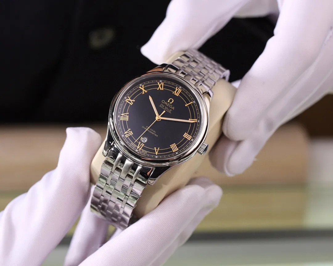 【Foreign trade import】💰1120! The latest high-definition real shot of Omega (a noble and wise work)! 🎈🎈 Type: Exquisite men's watch (more excellent) Best design Strap: Genuine cowhide & 316 stainless steel strap (more comfortable) Movement: Top mechanical movement (stable) Material: Mineral super strong mirror (wear-resistant) Real man's wise style Strong three-dimensional sense Special design Return with great reputation Size: 39mm diameter, 12mm thick, high-definition real shot! quality assurance!