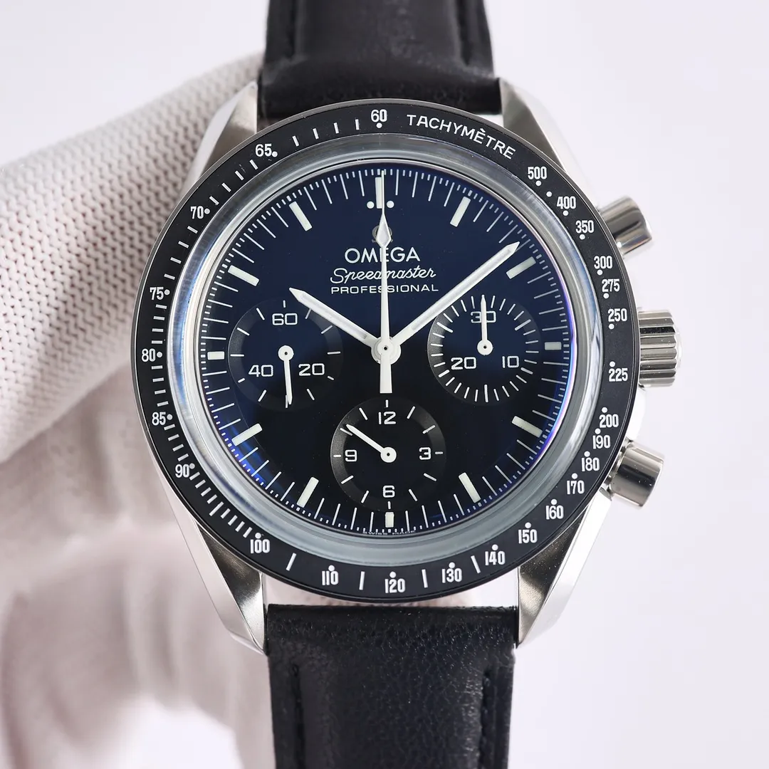 Brand new OMEGA Moon Landing Speedmaster 310.30.42.50.01.002 [Professional Moon Watch] The core of the Speedmaster story is that Neil Armstrong took him to the moon (the watch was left in the space capsule). The OB2 case material is imported 316 stainless steel, made of Lasha, delicate angles, three-dimensional and obvious, with a ceramic bezel. The luminous dial is made of luminous materials imported from Switzerland after repeated printing processes. It is paired with a sapphire crystal mirror on the lid. The case size is 42 mm and can be paired with a stainless steel strap or a "NATO" NATO military strap. The movement uses a classic manual winding chronograph movement (3861). Only after playing with a manual chronograph movement is it complete! Don't know if you don't try