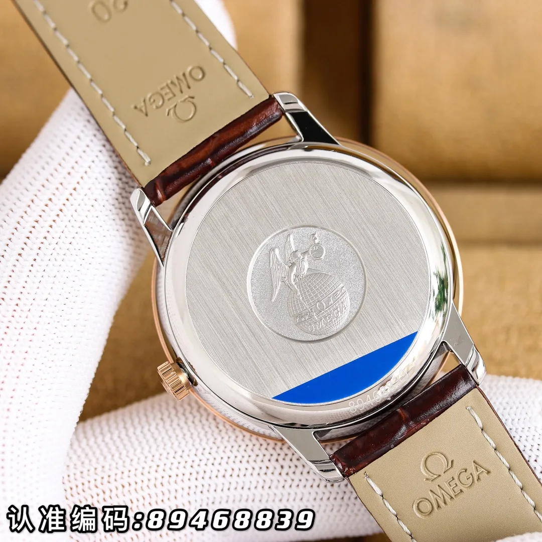 【Customized all-in-one machine】💰1720! Omega-De Ville Series-Men's Watch! Genuine mold opening from V Factory in Taiwan, 👏The lettering is consistent with the original product and the sun pattern is used, and the curved glass is upgraded to high-definition arched double sapphire glass (clearer display, anti-scratch) 👏The back of the steel belt is also synchronized with the original laser product batch number! It took 9 months to make many corrections and upgrades to create a 1:1 shell model, striving for perfection! Diameter 39.5mm. 👏! The style adopts the original imported 9015 All-in-One® movement, which vibrates 28,800 times per hour, and has zero repair quality. ✅The style is matched with Italian cowhide to make the wrist more fit and comfortable. 🗣The strap body/buckle is engraved with the classic "OMEGA" logo, which is generous and classy. Real shot🔰Please pay attention to the details!