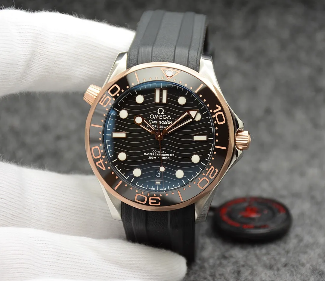 [High-end replica] 💰1160 Omega's new men's mechanical watch is launched🎉[strong]🔥Original 1:1 high-end goods🔥Stainless steel case, built-in imported Citizen 8215 fully automatic mechanical movement, accurate and stable travel time! Paired with a stainless steel strap and original buckle, sapphire glass mirror, and high-tech ceramic ring, it is suitable for both business and leisure! 🚴【Size: 42mm Thickness: 15mm】