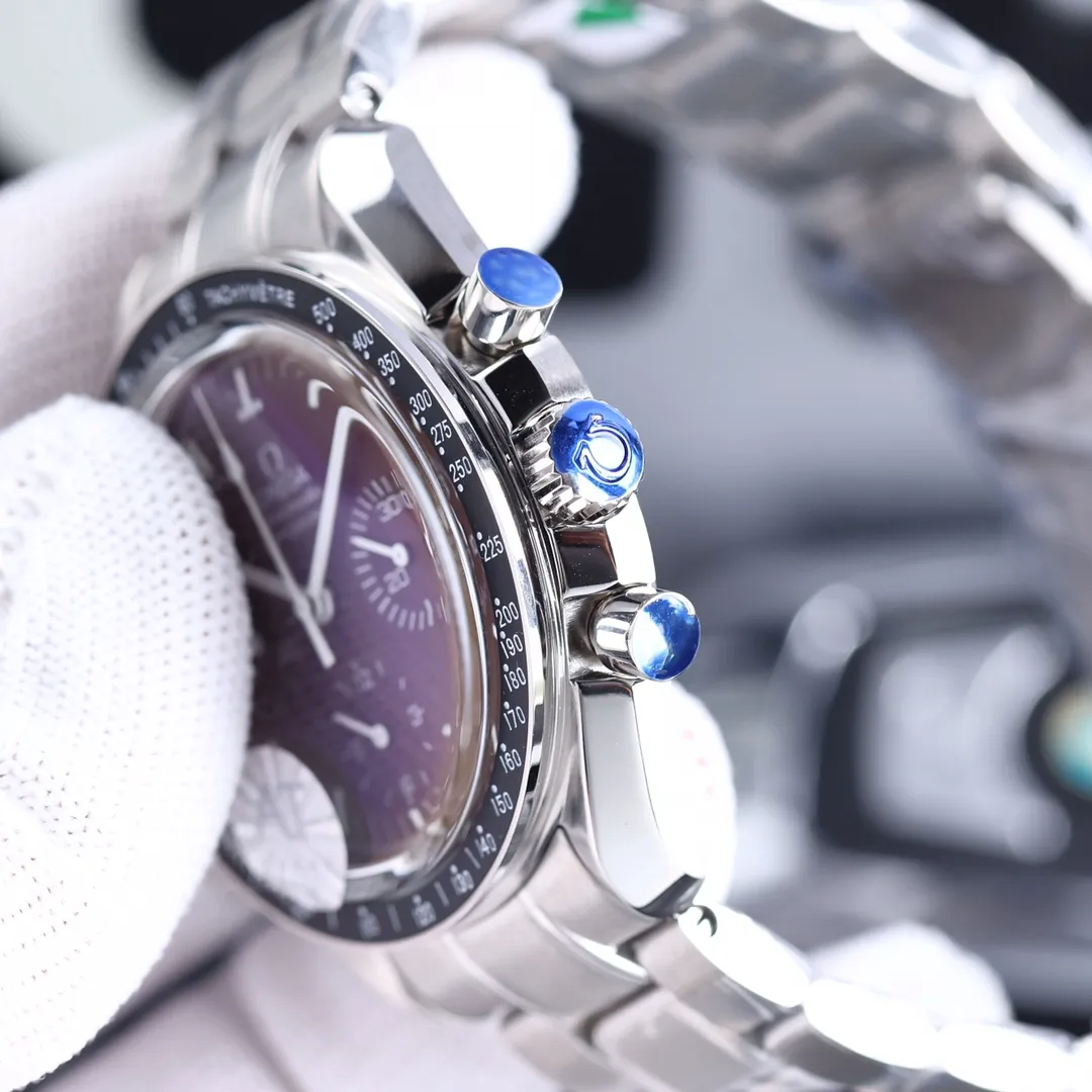 【Top replica】💰4500! The new Omega Moon Landing Speedmaster is back [Professional Moon Watch] The core of the Speedmaster story is that Armstrong was taken to the moon (the watch was left in the space capsule). The case is made of imported 316 stainless steel, made of Lasha, with exquisite angles and three-dimensional clarity. It is equipped with a ceramic bezel. The luminous dial is made of luminous materials imported from Switzerland after repeated printing processes. It is paired with a sapphire crystal mirror on the lid. The case size is 42 mm and can be paired with a stainless steel strap or a "NATO" NATO military strap. The movement adopts the self-winding top Swiss 7750 movement. Only after playing with the chronograph movement is it complete! You won’t know until you try!