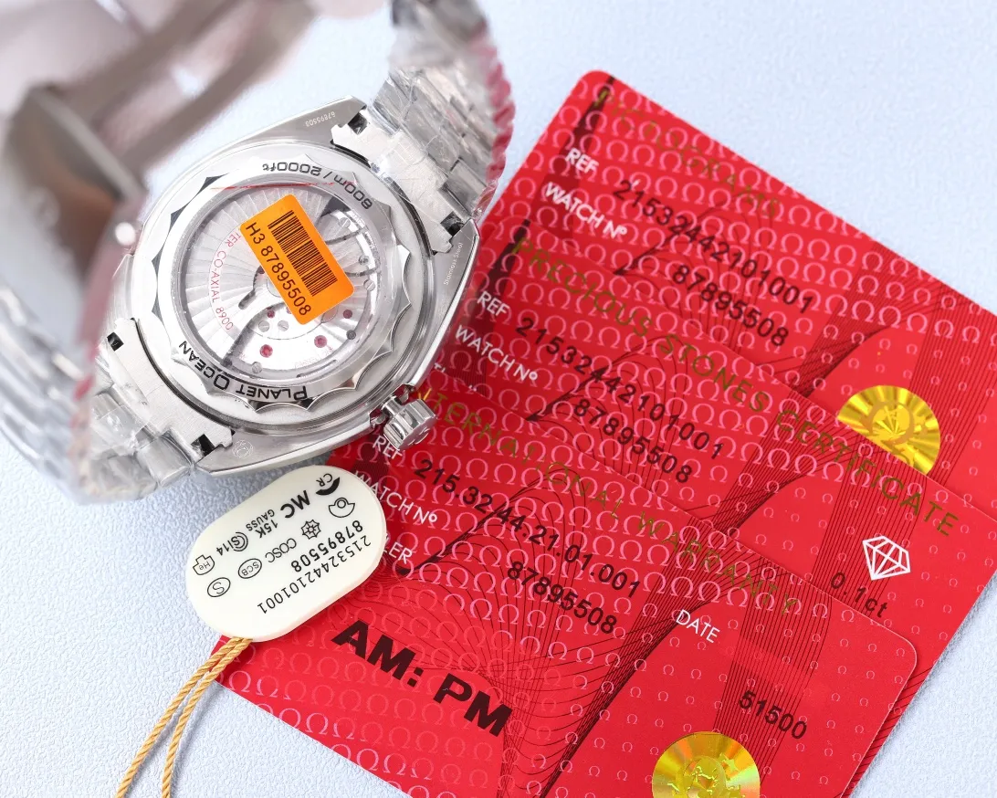 【Top replica】💰3300! Omega Planet Ocean 600 meters, the entire series of watches once again reaches the top! Five codes in one, warranty card, diamond card, observatory certification card, hang tag, etc. Exclusive number 87895505, exclusive quality, exclusive packaging. In 2021, the official website strongly recommends the exclusive quality of the Seamaster series 600-meter diving watch. [Model] 215.32.44.21.01.001 [Movement] Equipped with 8900/8906 automatic mechanical movement, original see-through design, corrected movement, accurate running time, strong practicality, 100% waterproof [Glass] With arched wear-resistant glass, diameter 43.5mm, thickness 15.5mm [Case] Made of 316L stainless steel, post-processed and polished, equipped with the only original ceramic ring in its class with an original one-way rotating timing ring. [Watch strap] Belt/tape/steel strap, buckle steel strap 316L fine steel brushed and polished, Italian imported cowhide with imported frog glue, steel strap with same-level original Omega stretch buckle, same-level value, please certify exclusive details, exclusive quality code is 87895505 Authentic copy-Reprint🔥Top product, high quality products constantly🔥
