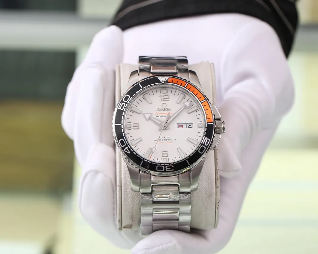 【Foreign trade import】💰1160! Omega (excellent quality and exquisite work) is the most simple and chic - the most attractive watch [Type]: Exquisite men's watch (more excellent) Best design - [Strap]: Imported rubber/316L stainless steel strap (more comfortable and durable) 👍👍 [Movement]: Top mechanical movement (stable) [Material]: Mineral super strong mirror (more wear-resistant) Real man's wise style, strong three-dimensional sense, special design, return with honor Size: diameter 41mm, thickness 12mm Smart launch! Welcome to reprint! 🔺🔺🔺 [Exclusive product • Superb quality] 🔺🔺🔺 🔺🔺🔺 [More products • Stay tuned] 🔺🔺🔺