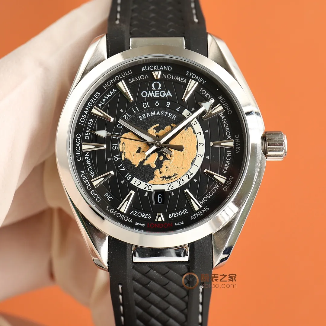 【Customized all-in-one machine】💰1720! 🔥🔥🔥｛Watch Home Brand News｝A few years ago, the Omega Seamaster Aqua Terra world time watch became popular all over the world as soon as it came out and has always been popular! The new Aqua Terra world time watch launched this year continues the exquisite craftsmanship and exquisite details of the previous model, and incorporates more advanced watchmaking technology. For watch fans who are keen on watch design, every detail of this watch is made by a famous factory. It is made of Aqua Terra style stainless steel, polished and brushed. The blue rubber strap continues the consistent design style of the Aqua Terra series. Sales have always been leading - the 150-meter series - with the launch of a new single product - breaking through the theme again: [Classic hot model to create greater glory] Brand: Omega (distinguished quality) Return of the ultimate product) Hot model type: Fine men's watch (high quality) [Haima 150 series] 316 stainless steel strap: Material: Mineral super strong sapphire mirror (wear-resistant) embossed essence, vast and majestic, unique ingenuity, wrist treasure size: 40mm in diameter, 10mm thick, hot sale! Welcome to reprint🔥Top products, high quality products constantly🔥