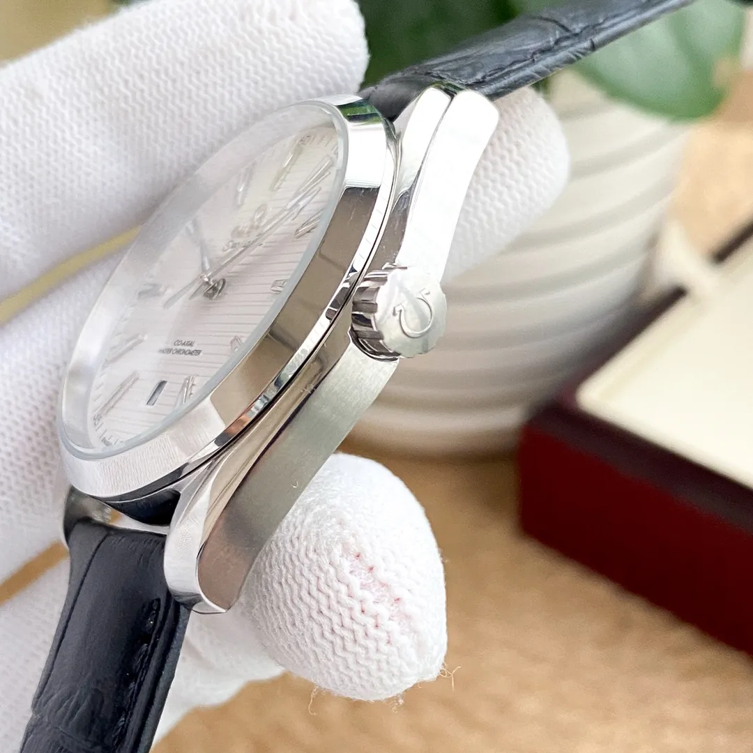 【High-end replica】💰1160! OMEGA-OMEGA🏅🏅 Type: Men's watch🎉🎉 Case: Top version 316 stainless steel L Strap: Imported calfskin strap/316L stainless steel strap/Natural rubber waterproof tape Movement: Imported Citizen 8215 mechanical movement ⚙️ Mirror: Mineral scratch-resistant mirror glass Size: 40mm in diameter, 11mm thick 🍷Exquisite inheritance of real effects, quality assurance! ‼ ️The elegant style instantly enhances the charm of men and is a symbol of taste and noble life!