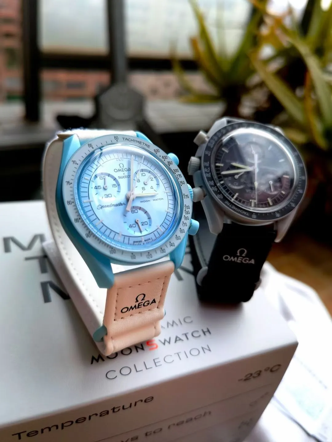 [Original order quality] 💰700! 【Purchasing quality】💰1040! Swatch OMEGAxSWATCH Omega x Swatch joint model BIOCERAMIC MOONSWATCH joint watch. There are 11 watches in this series, all named after planetary bodies. They are: Mission to the Sun (gold) Mission to Mercury (dark gray) Mission to Venus (pink) Mission to Earth (blue) Mission to the Moon (black) Mission to Mars (white) Mission to Jupiter (bronze) Mission to Saturn (beige) Mission to Uranus (light blue) Mission to Neptune (dark blue) Mission to Pluto (grey) Each one represents the characteristics of a different planet and uses its elements to decorate the dial, making people want to collect the entire series at once.  Swiss quartz machine, size 42mm. The Velcro strap is waterproof and easy to wear. It is worth buying. It can be collected and given as a gift. It has 11 colors and represents the 11 planets in the universe. The colors are bright and this summer accessory is a must-have!