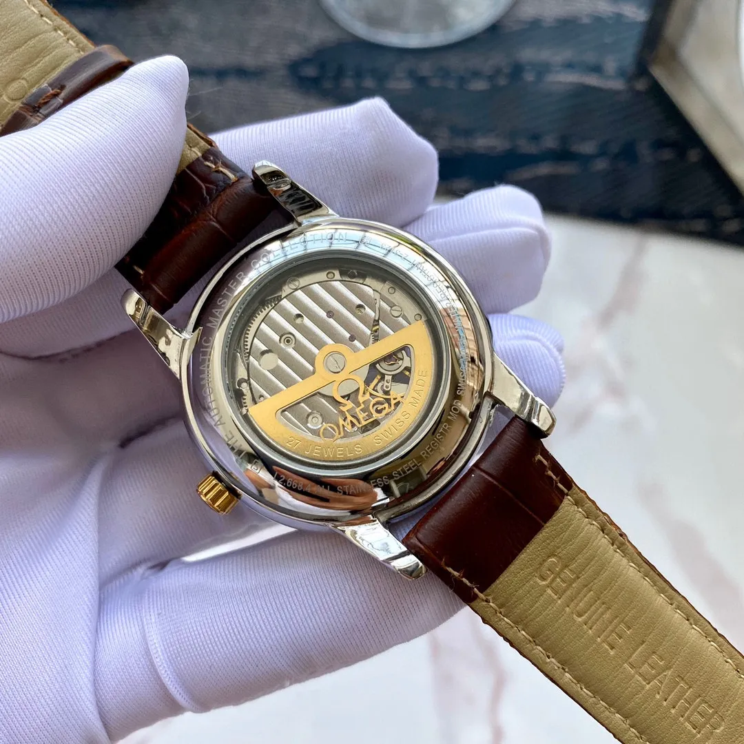 【Foreign trade import】💰1320! Omega (extremely noble and wise work) has many products - hot products are coming🔥🔥The latest model💪 [Type]: Exquisite men's watch (more excellent) Best design [Strap]: Genuine cowhide/316L stainless steel strap (more comfortable) Real men wear [Movement]: Top mechanical movement (zero repair) [Material]: Mineral super strong mirror (more wear-resistant) Smart style and strong three-dimensional sense Special design returns with great reputation. Size: diameter 40mm, thickness 12mm. Smart launch! Welcome to reprint!