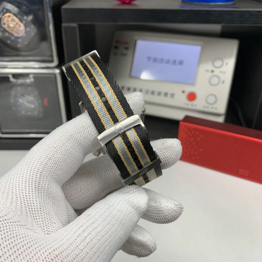 【High-end replica】💰1300! 【Customized all-in-one machine】💰1920! 【Top Replica】💰3700! OMEGA Seamaster Diver 300M 007 Edition 210.90.42.20.01.001 watch is equipped with a customized version of Cal.8806 automatic mechanical movement, sapphire mirror 42mm, and the pictures are top replica real shots!