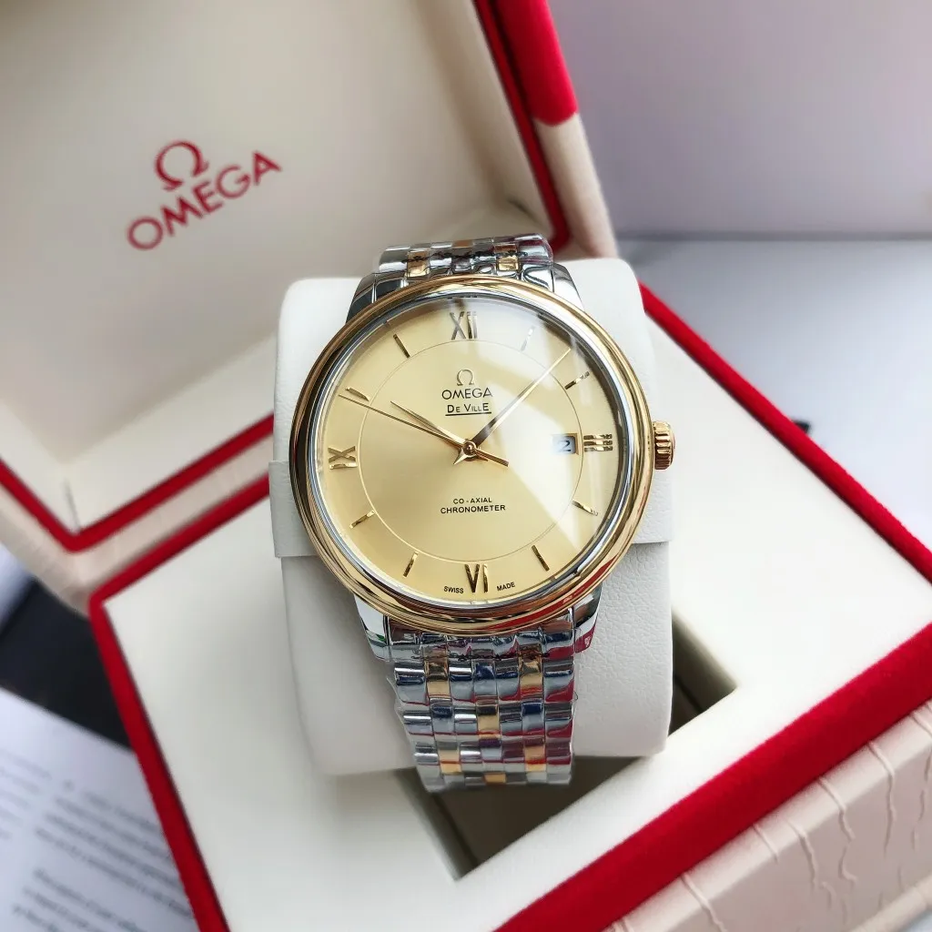 【High-end replica】💰1160! 【Customized all-in-one machine】💰1720! 2023 upgraded blockbuster model - Omega Butterfly De Ville series men's watch [Casual, simple and classic hot model] After the De Ville series was discontinued last year, the factory persisted in adhering to the concept of providing better prices and being more people-friendly. It spent nearly a year strictly controlling and selecting high-quality suppliers of various accessories. Thanks to the strong support of a replica factory, it has worked hard to create today's upgraded and high-quality products at the same price‼ ️ This upgrade uses the same-level lettering from a certain factory, corrects the original synchronous stretch clasp, and passes the factory damage test to ensure excellent quality [Movement] Equipped with zero repair 💯 Brand new Citizen 9015 all-in-one automatic mechanical movement, precise travel time and long-lasting, highly recognized by watch friends [Case] 316L stainless steel case, modified and beautiful body The bottom cover is embossed according to the original synchronized track text. The 39.5mm shell size adheres to the same original details. Curved dial. 100-meter depth waterproof. Scratch-resistant sapphire mirror. [Bracelet] Use 316L stainless steel bracelet with original folding stretch buckle of the same material or calfskin strap. This picture is a real shot of a customized all-in-one machine!