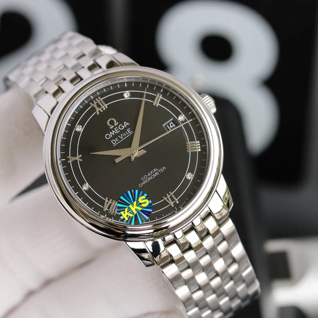 【Top replica】💰2400! Omega De Ville series men's mechanical watches, a new upgraded version will arrive in 2021. The modified quality is exclusively customized for the 8500 movement. Specially designed [Movement] Dedicated and made 0️⃣Reworked, replica Omega 8800 genuine movement, dual-calendar automatic mechanical movement. Synchronous original transparent bottom design, clearly witnessing the original appearance of the high-performance and precise movement, the 316 stainless steel movement inner cover is truly repaired both internally and externally. [Case] 316L stainless steel case, made by exclusive CNC process, with arched wear-resistant super-hard sapphire scratch-proof glass, clear text lines and well-proportioned checkered pattern, three-level waterproof, safe for swimming🏊, watch diameter 41/11mm [Bracelet] Italian imported cowhide crocodile pattern strap with original folding buckle or 316 stainless steel original buckle optional