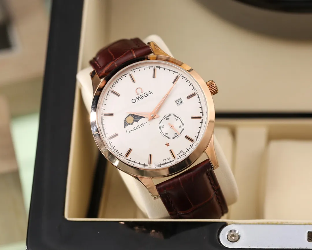 【Foreign trade import】💰1300! Omega (top quality, outstanding debut) 🎉🎉 [Type]: Fine men's watch (top grade) exquisite [Strap]: Genuine cowhide & 316L stainless steel strap (durable) [Movement]: Top Swiss 2836 movement (stable) [Material]: Mineral super strong mirror (wear-resistant) Exquisite quality Generous style Excellent temperament Wisdom and exclusivity [Size]: 40mm in diameter and 12mm in thickness Hot sale on the market! Welcome to reprint!
